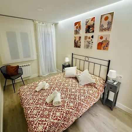 Apartamento La Beltraneja Xiii Con Encanto En El Casco Historico Plasencia